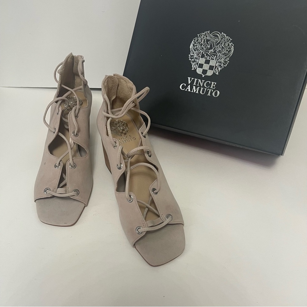 Vince Camuto Nahara Sandal In TIPSY TAUPE / New In Box - Picture 3 of 13